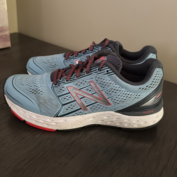 New Balance 680v5 Women's Clear Sky Running Shoes Size 9.5 - Picture 4 of 12